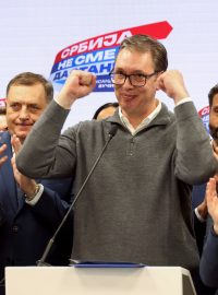 Aleksandar Vučić byl tváří široké vládní koalice, která vyhrála bleskové volby v Srbsku