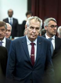 Prezident Miloš Zeman varoval před odvetou čínské firmy