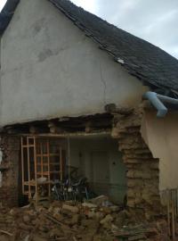 Dva domy zasažené bleskovými povodněmi v Šumvaldu určili statici k demolici